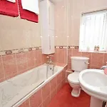 Westfield House - Characterful 7 Bedroom Townhouse 펜션