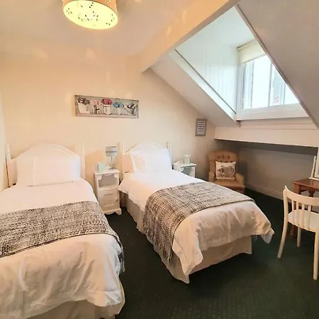 Westfield House - Characterful 7 Bedroom Townhouse 度假居 斯基普顿