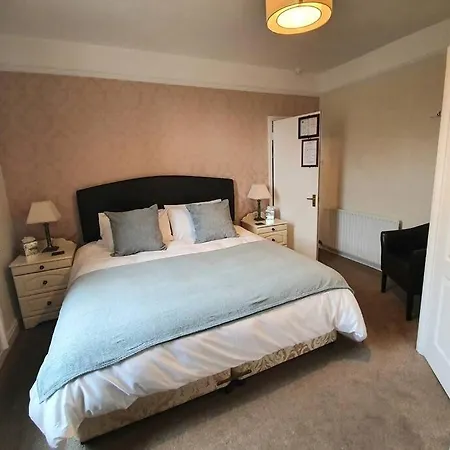 Holiday home Westfield House - Characterful 7 Bedroom Townhouse Skipton