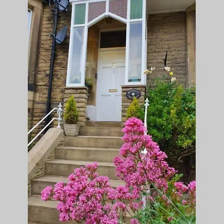 Westfield House - Characterful 7 Bedroom Townhouse 度假居 斯基普顿